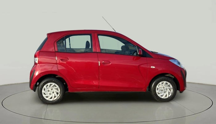 2022 Hyundai NEW SANTRO MAGNA, Petrol, Manual, 22,701 km, Right Side View