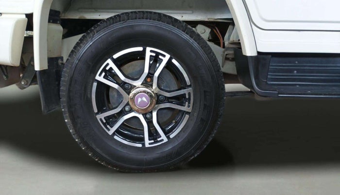 2023 Mahindra Bolero B6 (O), Diesel, Manual, 46,251 km, Right Rear Wheel