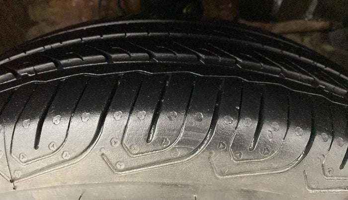 2018 Honda Jazz 1.2L I-VTEC V CVT, Petrol, Automatic, 32,172 km, Right Front Tyre Tread