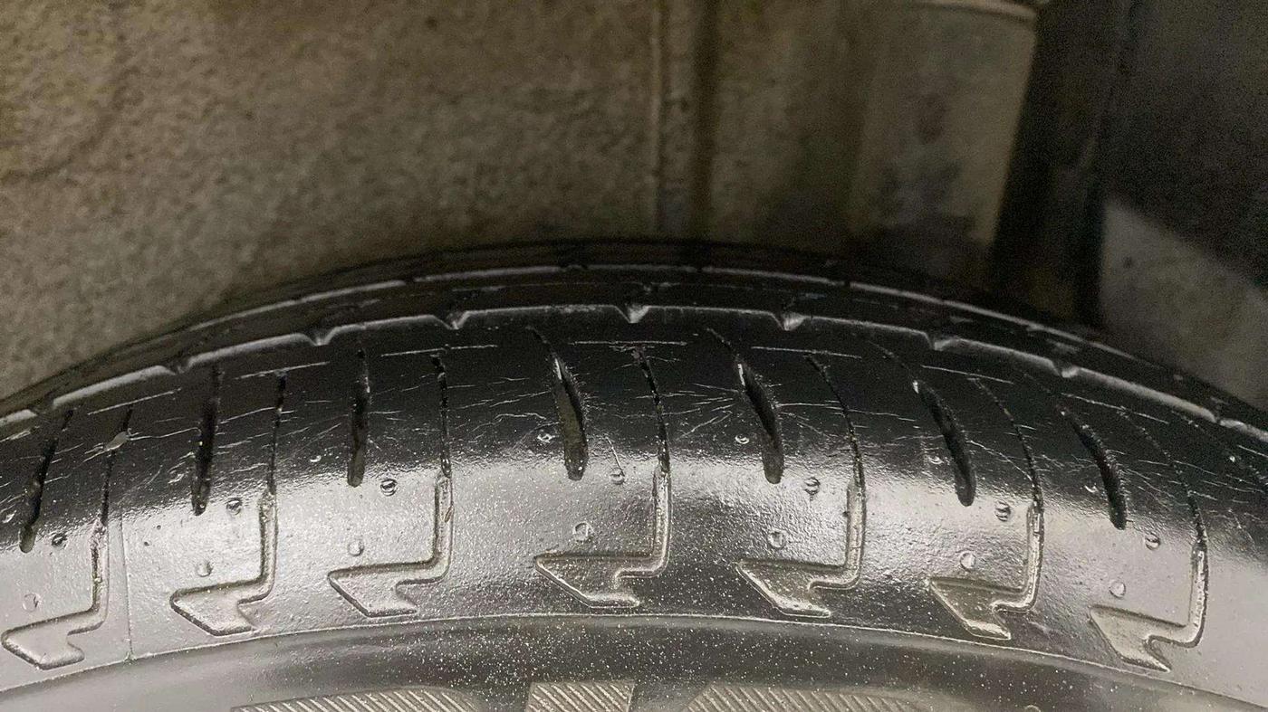 2020 Maruti IGNIS SIGMA 1.2, Petrol, Manual, 14,437 km, Left Rear Tyre Tread
