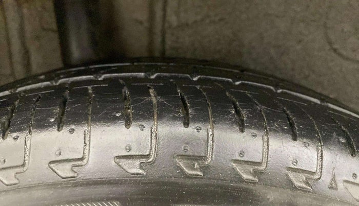 2020 Maruti IGNIS SIGMA 1.2, Petrol, Manual, 14,437 km, Right Rear Tyre Tread