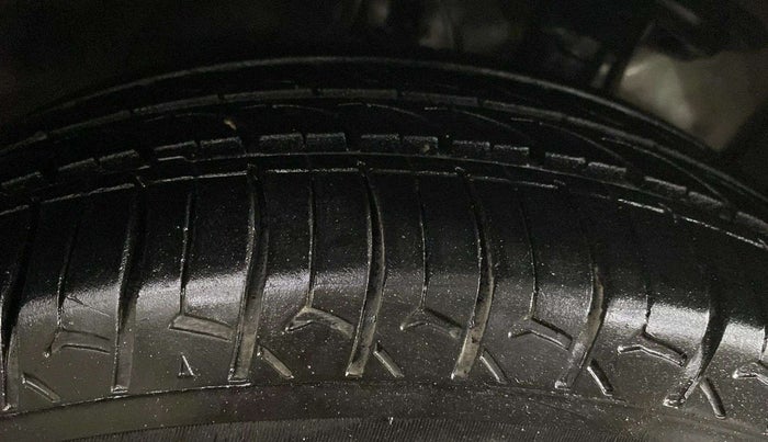 2019 Hyundai Elite i20 SPORTZ PLUS  1.2 CVT, Petrol, Automatic, 45,911 km, Right Rear Tyre Tread