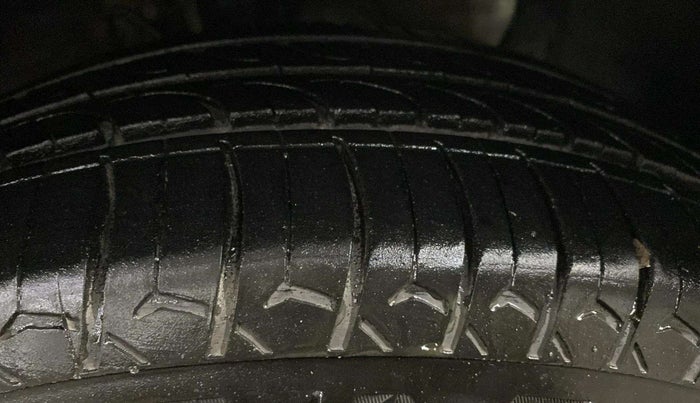 2019 Hyundai Elite i20 SPORTZ PLUS  1.2 CVT, Petrol, Automatic, 45,911 km, Left Front Tyre Tread
