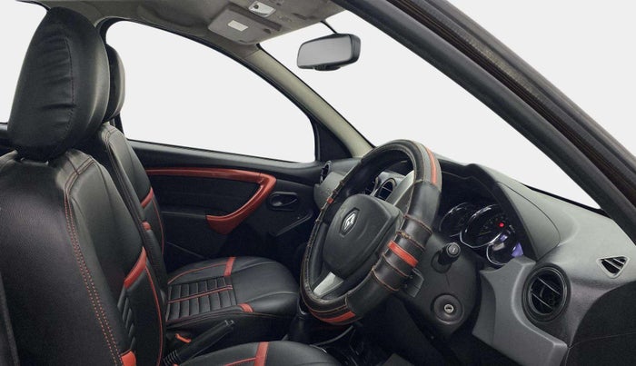 2018 Renault Duster RXS CVT, Petrol, Automatic, 57,181 km, Right Side Front Door Cabin