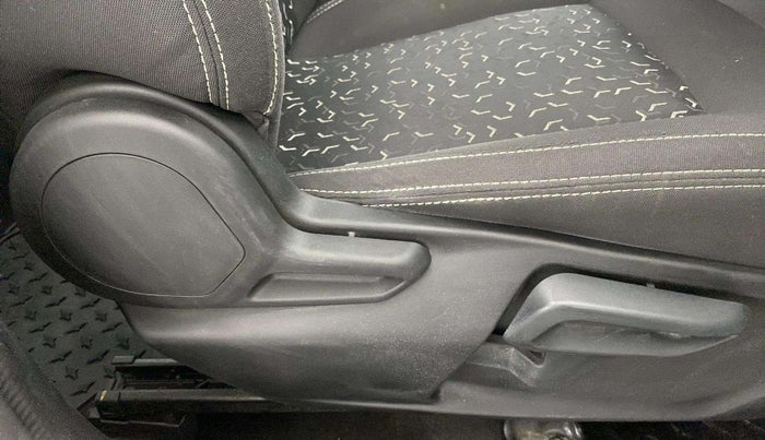 2020 Tata Tiago XZ PETROL, Petrol, Manual, 70,653 km, Driver Side Adjustment Panel