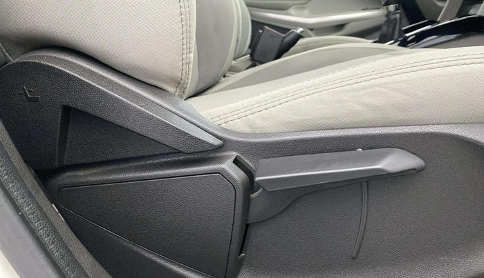 2017 Ford Ecosport TITANIUM 1.5L DIESEL, Diesel, Manual, 94,328 km, Driver Side Adjustment Panel