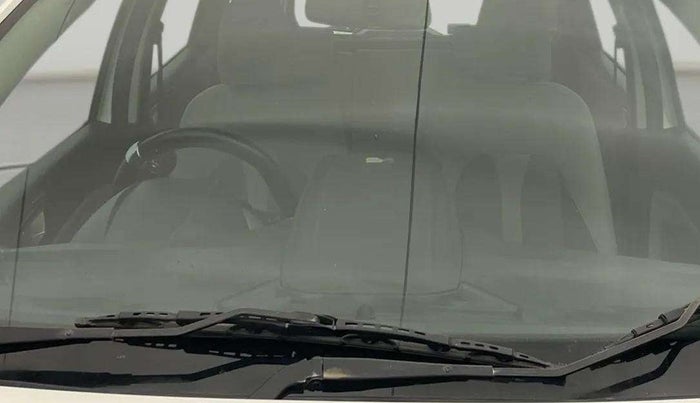 2017 Ford Ecosport TITANIUM 1.5L DIESEL, Diesel, Manual, 94,328 km, Front windshield - Minor spot on windshield