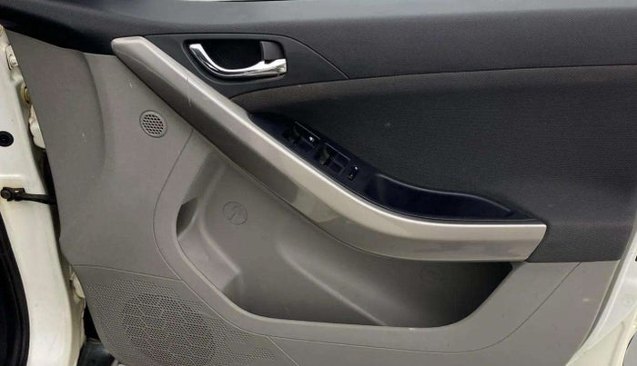 2019 Tata NEXON XZ PLUS PETROL, Petrol, Manual, 50,135 km, Driver Side Door Panels Control