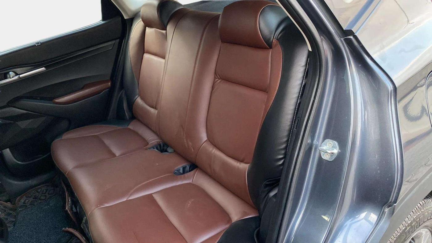 2022 KIA SELTOS HTK PLUS 1.5 IMT, Petrol, Manual, 57,124 km, Right Side Rear Door Cabin