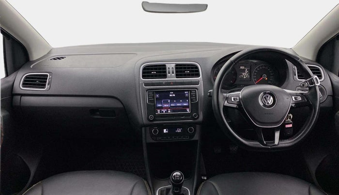 2018 Volkswagen Polo HIGHLINE PLUS 1.0 16 ALLOY, Petrol, Manual, 70,748 km, Dashboard