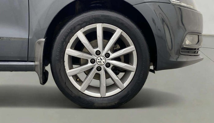 2018 Volkswagen Polo HIGHLINE PLUS 1.0 16 ALLOY, Petrol, Manual, 70,748 km, Right Front Wheel