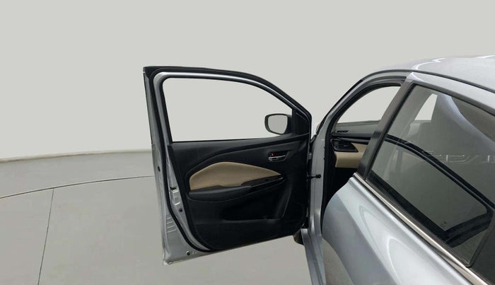 2022 Toyota Glanza G, Petrol, Manual, 11,388 km, LHS Front Door