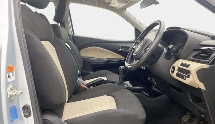 2022 Toyota Glanza G, Petrol, Manual, 11,388 km, Right Side Front Door Cabin