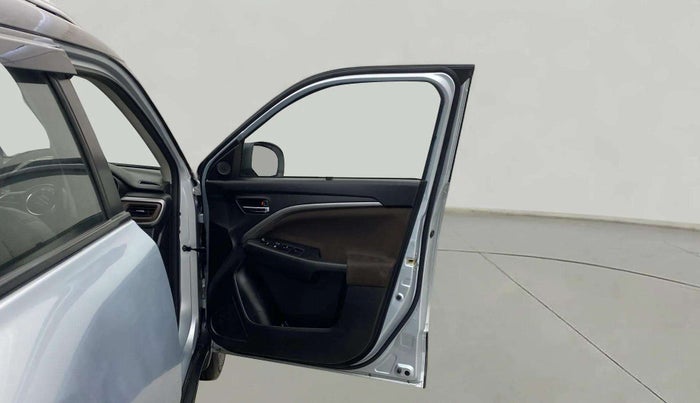 2022 Maruti BREZZA ZXI + AT SMART HYBRID, Petrol, Automatic, 26,064 km, RHS Front Door