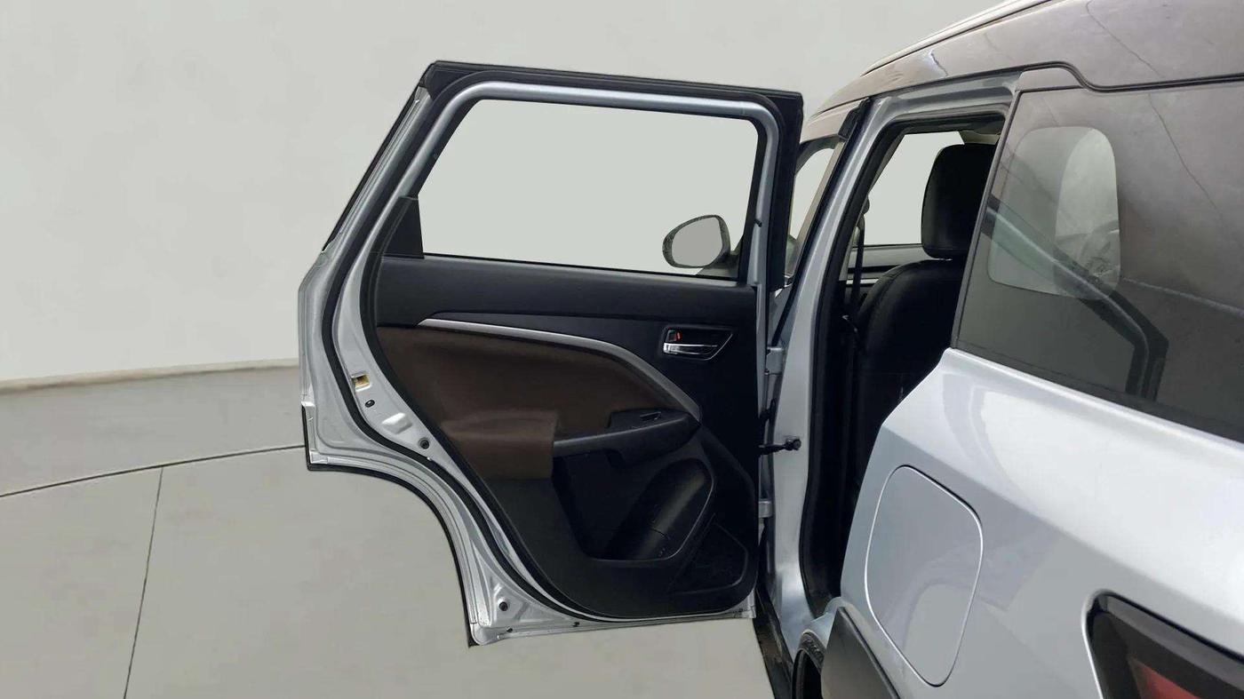 2022 Maruti BREZZA ZXI + AT SMART HYBRID, Petrol, Automatic, 26,064 km, LHS Rear Door