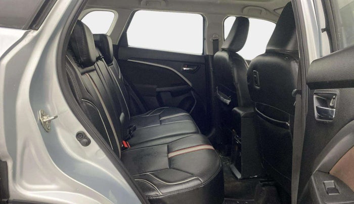2022 Maruti BREZZA ZXI + AT SMART HYBRID, Petrol, Automatic, 26,064 km, Right Side Rear Door Cabin