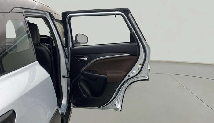 2022 Maruti BREZZA ZXI + AT SMART HYBRID, Petrol, Automatic, 26,064 km, RHS Rear Door
