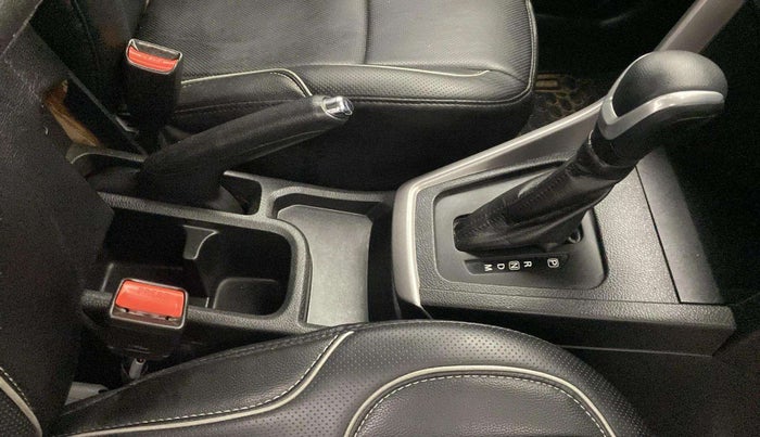 2022 Maruti BREZZA ZXI + AT SMART HYBRID, Petrol, Automatic, 26,064 km, Gear Lever