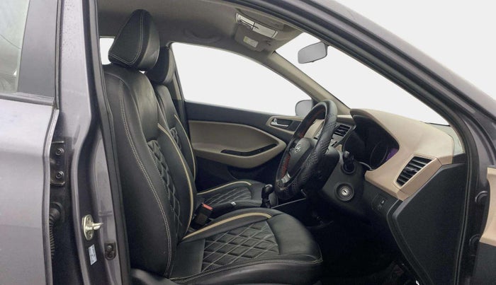 2019 Hyundai Elite i20 SPORTZ PLUS 1.2, Petrol, Manual, 45,288 km, Right Side Front Door Cabin