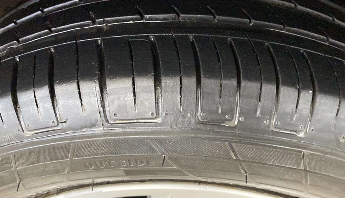 2017 Hyundai Elite i20 SPORTZ 1.2, Petrol, Manual, 88,463 km, Left Front Tyre Tread