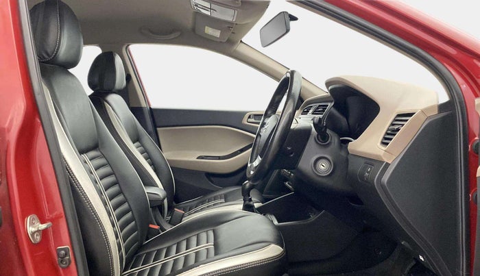 2017 Hyundai Elite i20 SPORTZ 1.2, Petrol, Manual, 88,463 km, Right Side Front Door Cabin