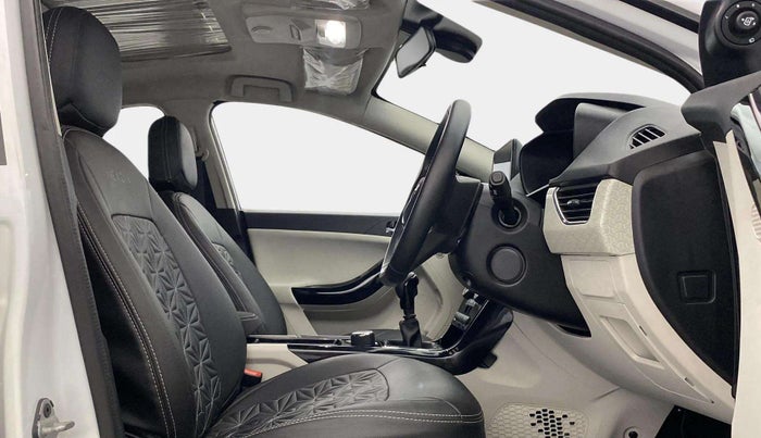 2022 Tata NEXON XZ PLUS PETROL SUNROOF, Petrol, Manual, 2,119 km, Right Side Front Door Cabin