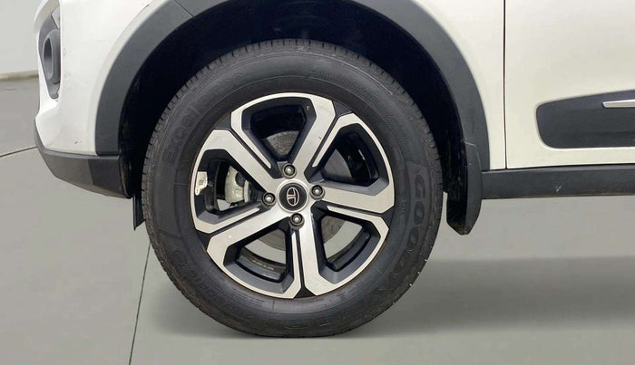 2022 Tata NEXON XZ PLUS PETROL SUNROOF, Petrol, Manual, 2,119 km, Left Front Wheel