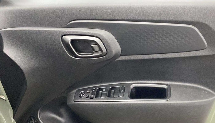 2023 Hyundai EXTER SX(O) CONNECT 1.2 AMT, Petrol, Automatic, 13,518 km, Driver Side Door Panels Control