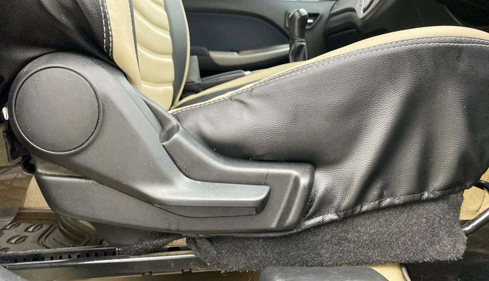 2021 Maruti Baleno DELTA PETROL 1.2, Petrol, Manual, 36,632 km, Driver Side Adjustment Panel