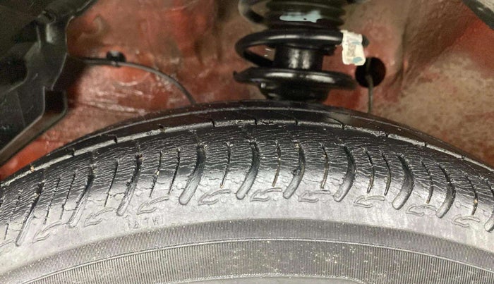 2021 Maruti S PRESSO VXI PLUS AMT, Petrol, Automatic, 39,893 km, Left Front Tyre Tread
