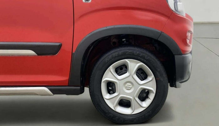 2021 Maruti S PRESSO VXI PLUS AMT, Petrol, Automatic, 39,893 km, Right Front Wheel