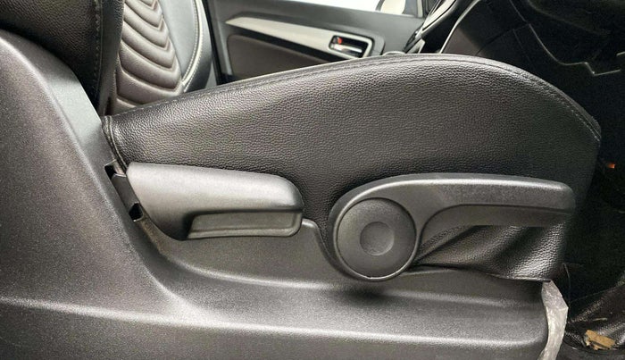 2021 Toyota URBAN CRUISER PREMIUM GRADE AT, Petrol, Automatic, 63,761 km, Driver Side Adjustment Panel