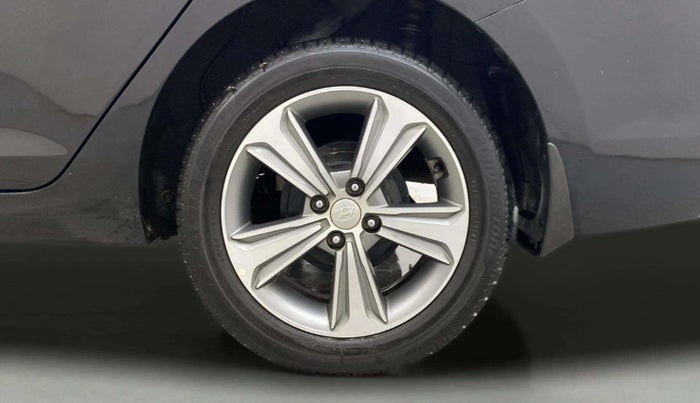 2018 Hyundai Verna 1.6 VTVT SX O, Petrol, Manual, 38,837 km, Left Rear Wheel