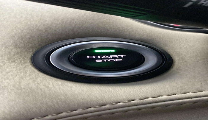 2021 MG HECTOR SHARP 1.5 PETROL CVT, Petrol, Automatic, 79,649 km, Keyless Start/ Stop Button