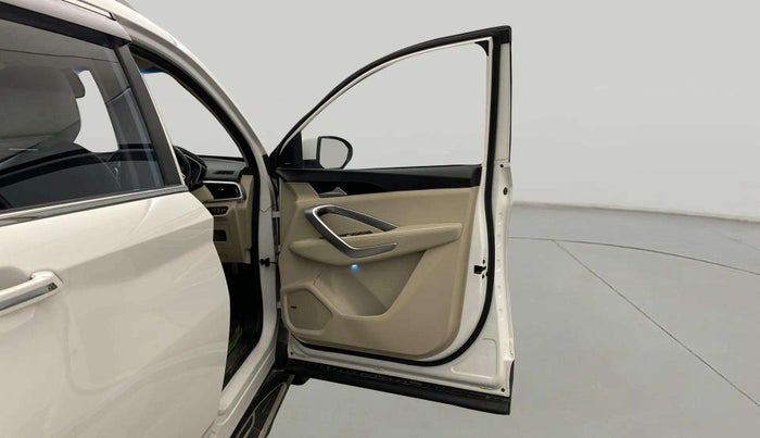 2021 MG HECTOR SHARP 1.5 PETROL CVT, Petrol, Automatic, 79,649 km, RHS Front Door