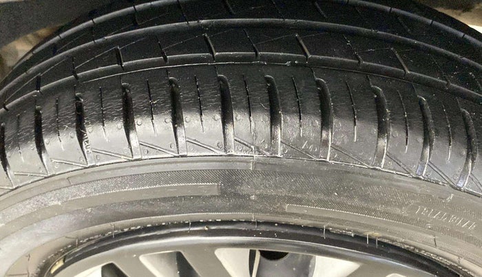 2022 Renault Kwid RXL 1.0, Petrol, Manual, 19,172 km, Right Rear Tyre Tread