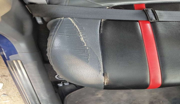 2014 Maruti Alto 800 LXI, Petrol, Manual, 72,071 km, Driver seat - Seat cover minor torn