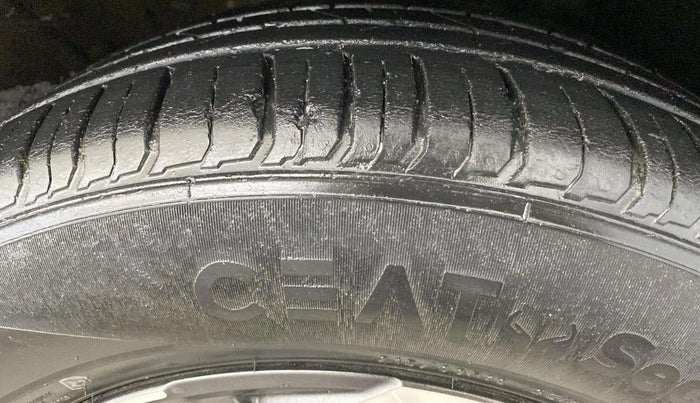 2020 Hyundai VENUE SX 1.0 TURBO, Petrol, Manual, 33,549 km, Right Rear Tyre Tread