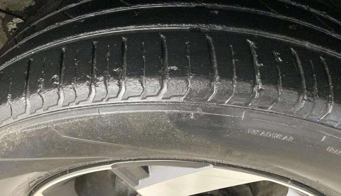 2020 Hyundai VENUE SX 1.0 TURBO, Petrol, Manual, 33,549 km, Right Front Tyre Tread