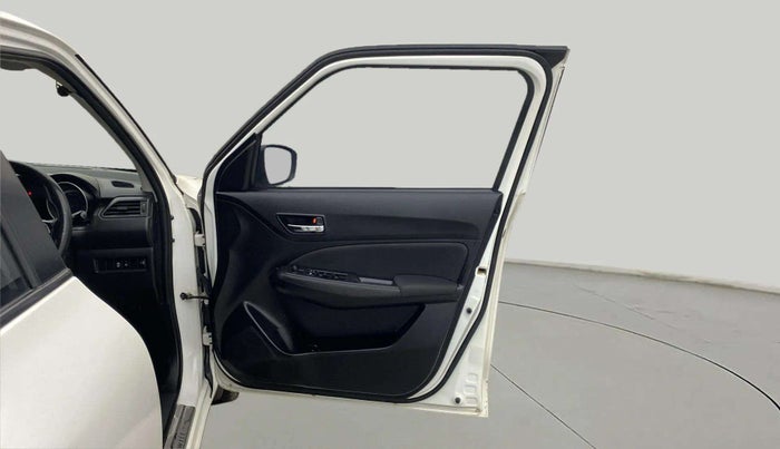 2021 Maruti Swift VXI, Petrol, Manual, 65,179 km, RHS Front Door