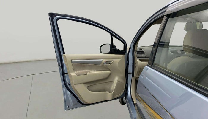 2014 Maruti Ertiga ZXI, Petrol, Manual, 86,999 km, LHS Front Door