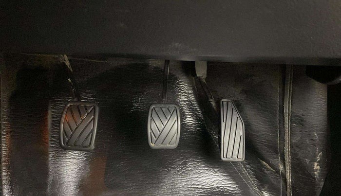 2020 Maruti Baleno ZETA PETROL 1.2, Petrol, Manual, 68,533 km, Pedals