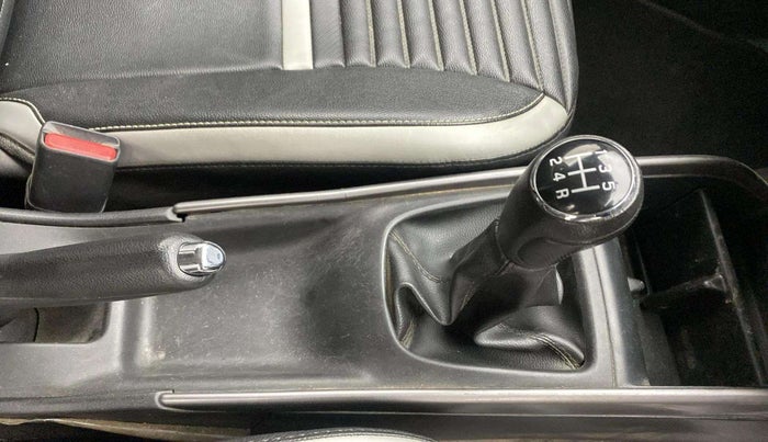 2020 Maruti Baleno ZETA PETROL 1.2, Petrol, Manual, 68,533 km, Gear Lever