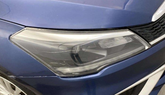2019 Maruti Ciaz DELTA 1.5 SHVS MT PETROL, Petrol, Manual, 66,826 km, Right headlight - Minor scratches