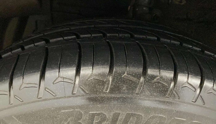 2019 Maruti Ciaz DELTA 1.5 SHVS MT PETROL, Petrol, Manual, 66,826 km, Left Front Tyre Tread