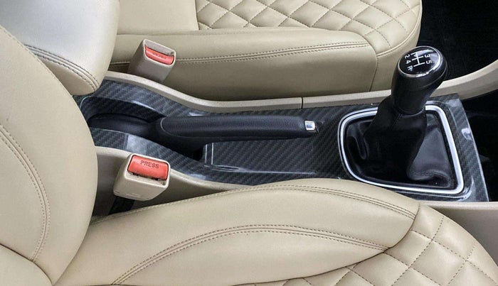 2019 Maruti Ciaz DELTA 1.5 SHVS MT PETROL, Petrol, Manual, 66,826 km, Gear Lever
