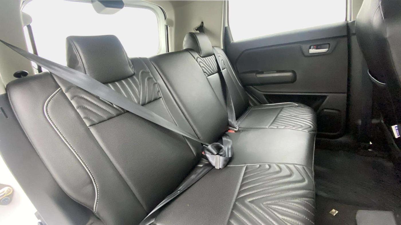 2024 Maruti New Wagon-R VXI 1.0, Petrol, Manual, 6,639 km, Right Side Rear Door Cabin
