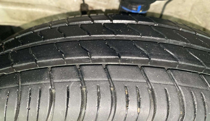 2023 Maruti S PRESSO VXI PLUS (O) AMT, Petrol, Automatic, 3,812 km, Left Front Tyre Tread