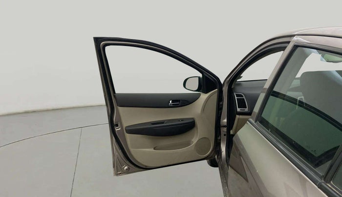2013 Hyundai i20 ASTA 1.2, Petrol, Manual, 89,119 km, LHS Front Door