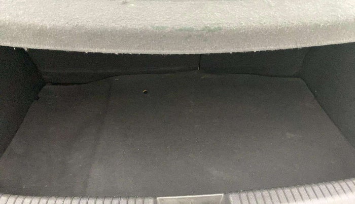 2013 Hyundai i20 ASTA 1.2, Petrol, Manual, 89,119 km, Boot Inside